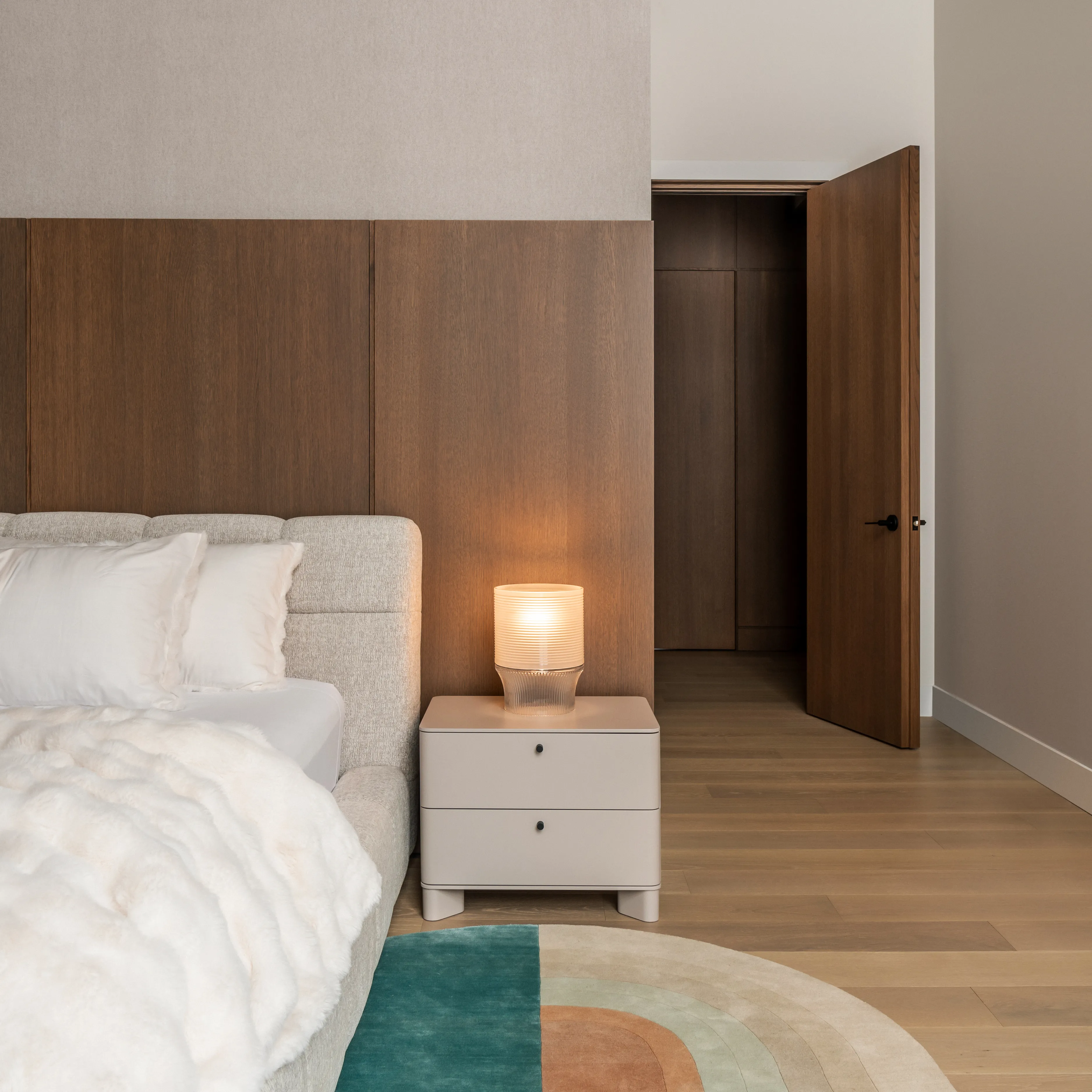 Vue de la chambre principale 